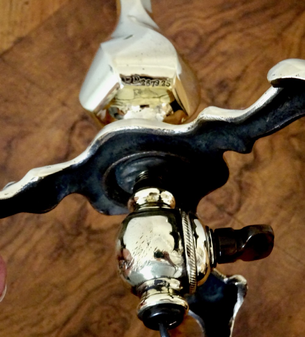 A REGISTERED PULLMAN LAMP - Circa 1910 View VI