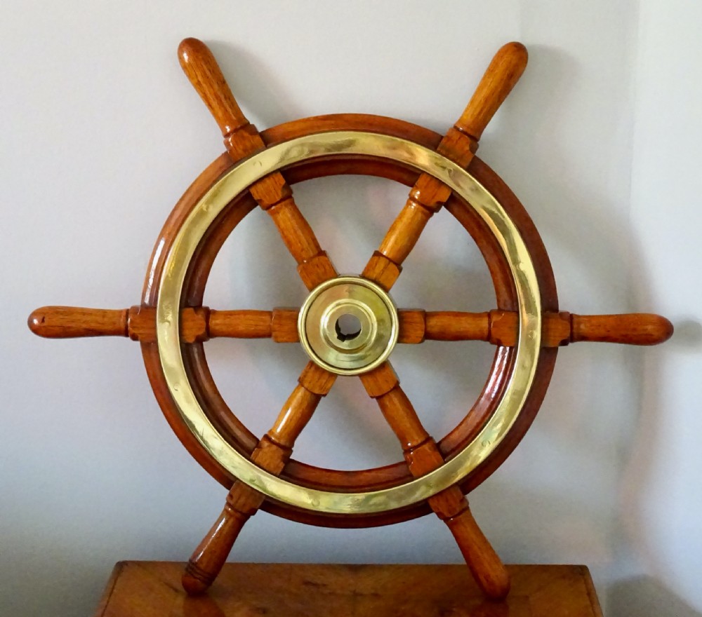 SHIPS WHEEL WITH BRASS BANDING View V