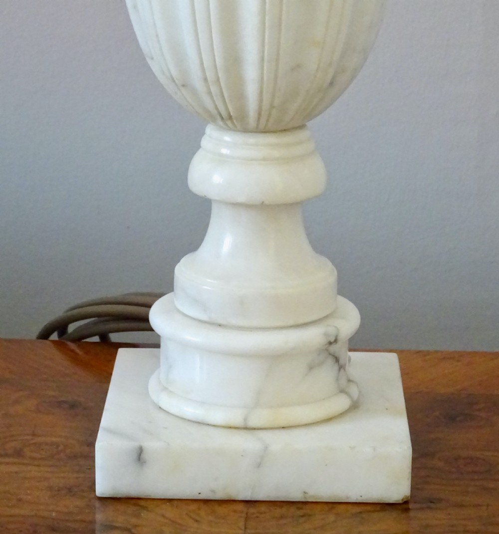 TALL MARBLE LAMP View IV