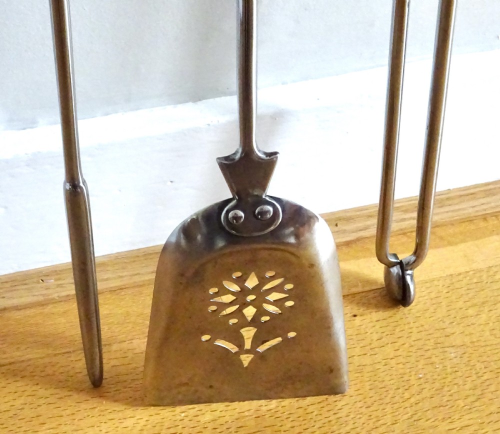 SET OF VICTORIAN STEEL FIRE IRONS View IV