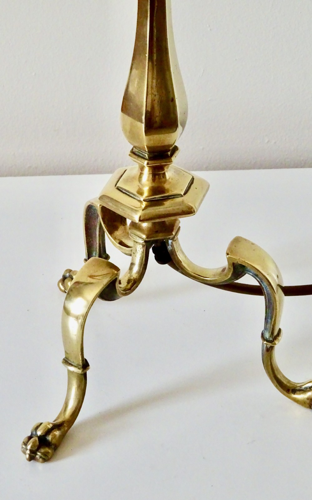 EDWARDIAN  PULLMAN LAMP WITH PERIOD SHADE View III