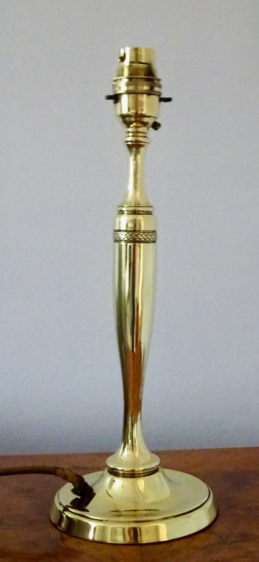 1923-24 REGISTERED HEAVY BRASS LAMP