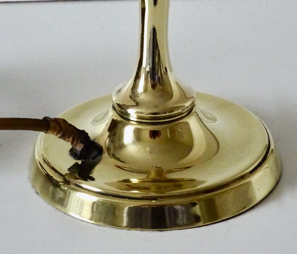 1923-24 REGISTERED HEAVY BRASS LAMP View III