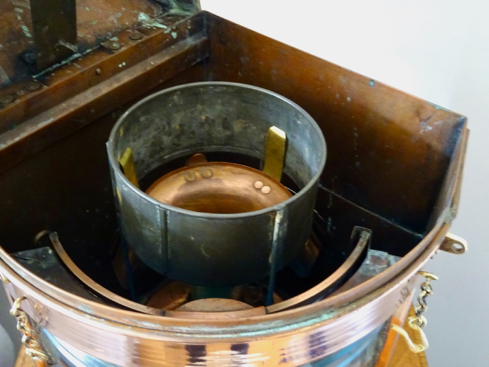 LARGE STARBOARD SHIP'S OIL LAMP View V