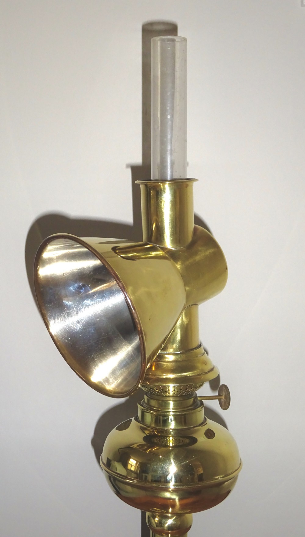 WILD AND WESSEL ADJUSTABLE HEIGHT OIL LAMP View III