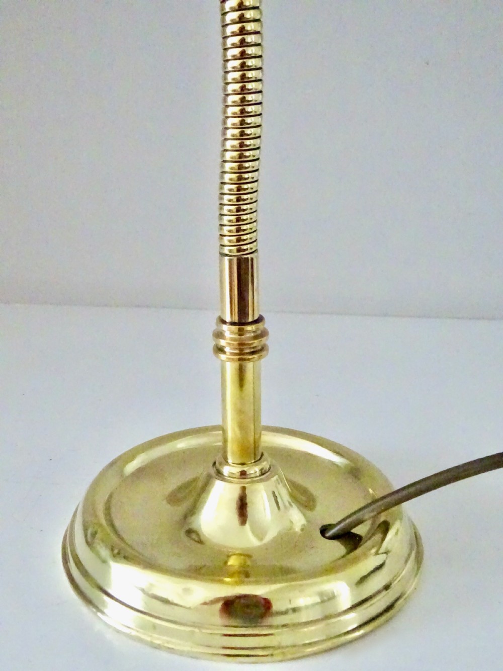 ANTIQUE BENDY DESK LAMP View II