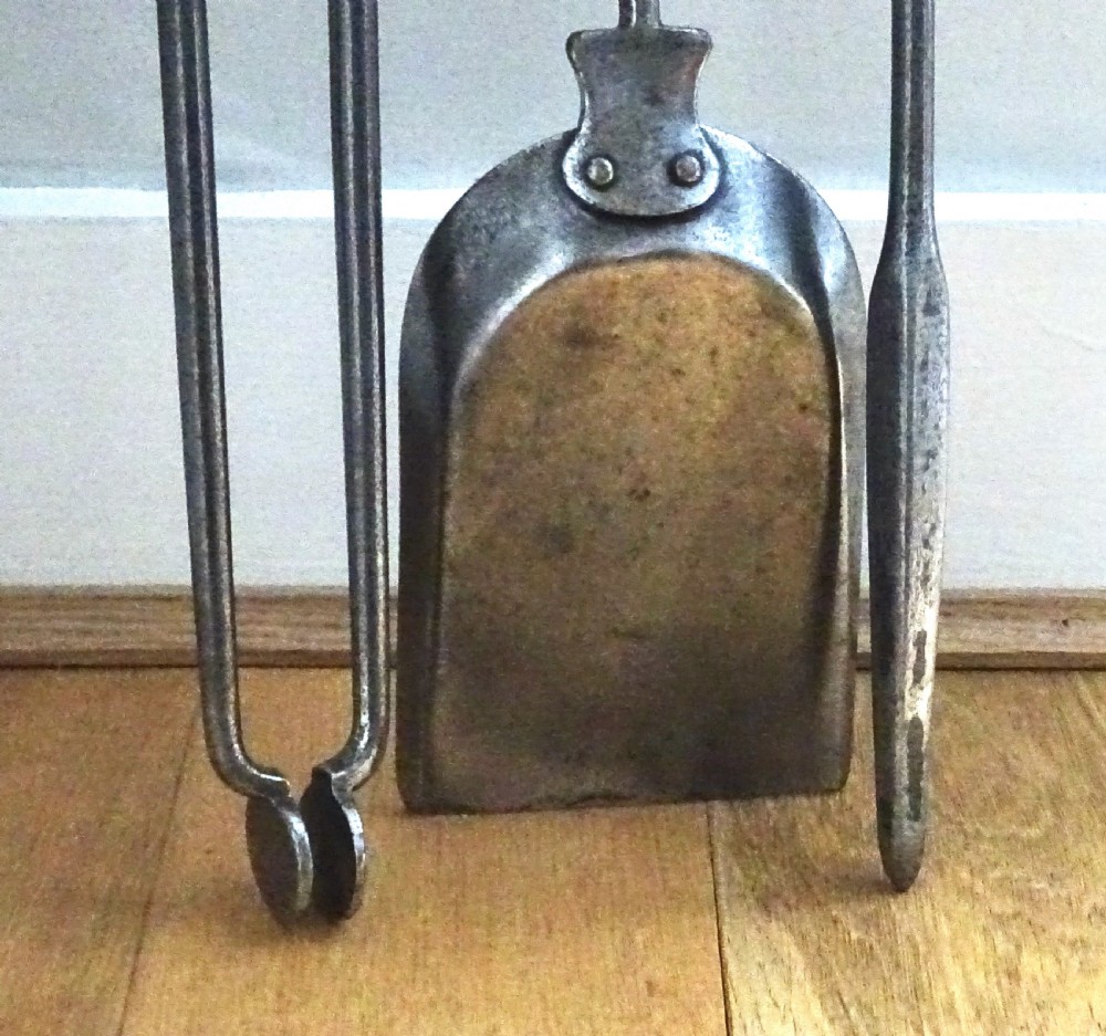 CIRCA 1900 A SET OF STEEL FIRE IRONS View III