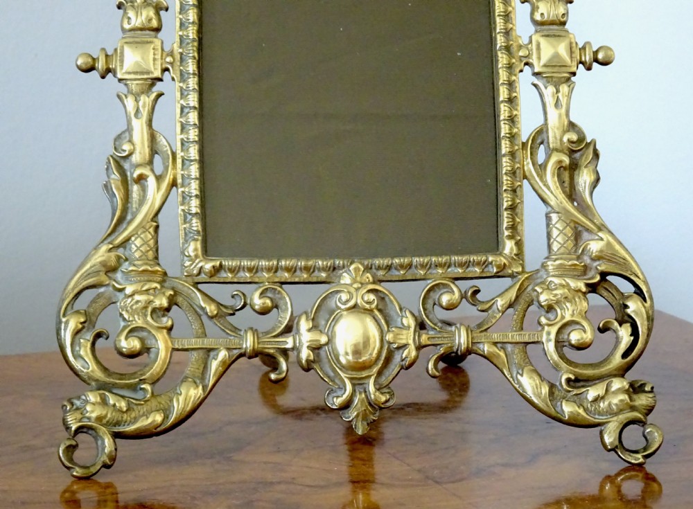 ORNATE  BRASS PHOTO  FRAME View III
