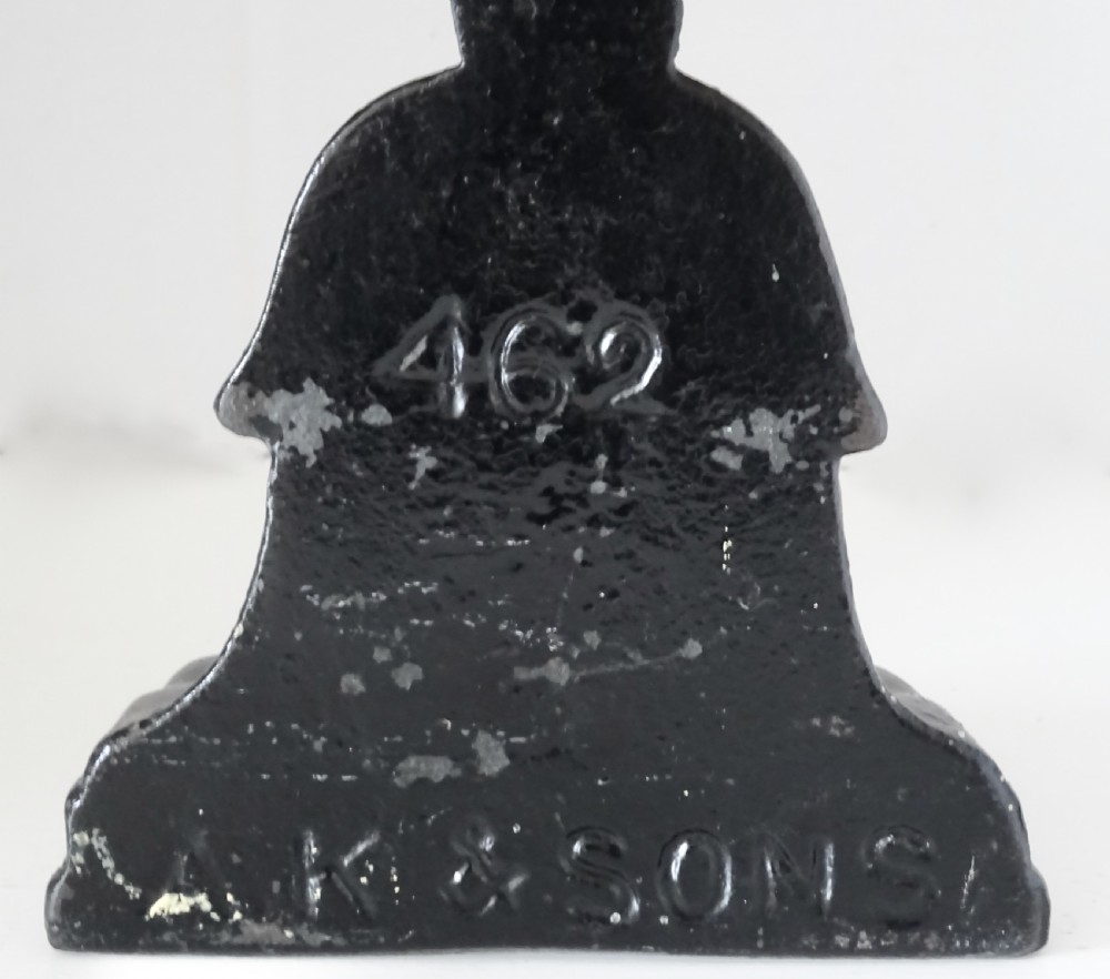 ARCHIBALD KENRICK & SONS CAST IRON DOORSTOP View III