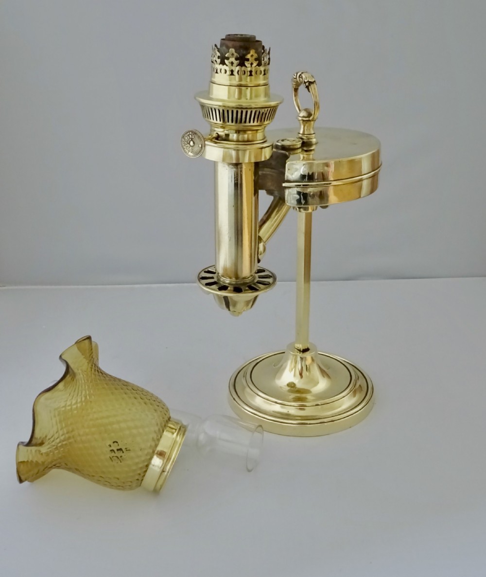 ADJUSTABLE STUDENT'S OIL LAMP View V