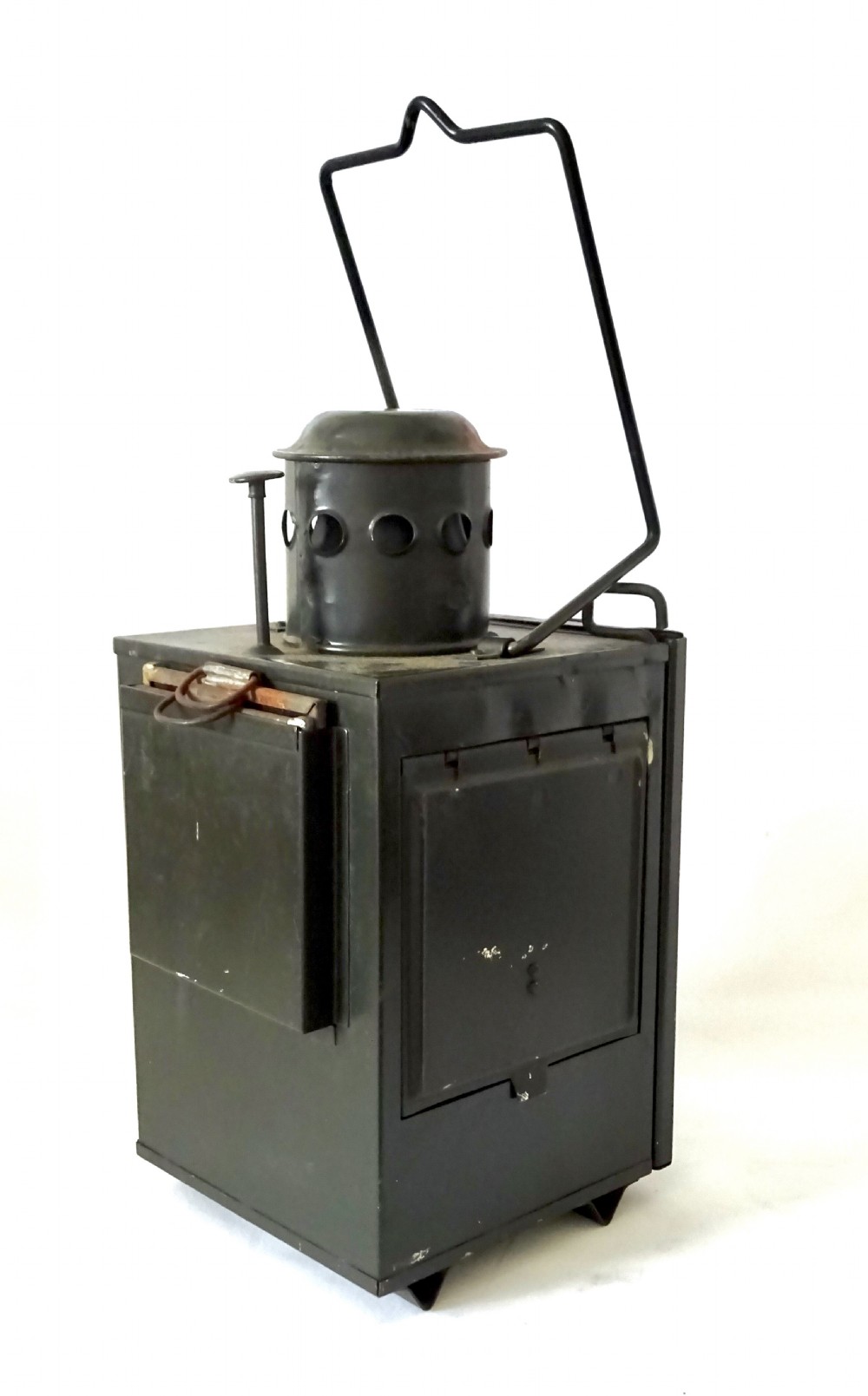 ARMY ROAD SIGNAL OIL LANTERN View II