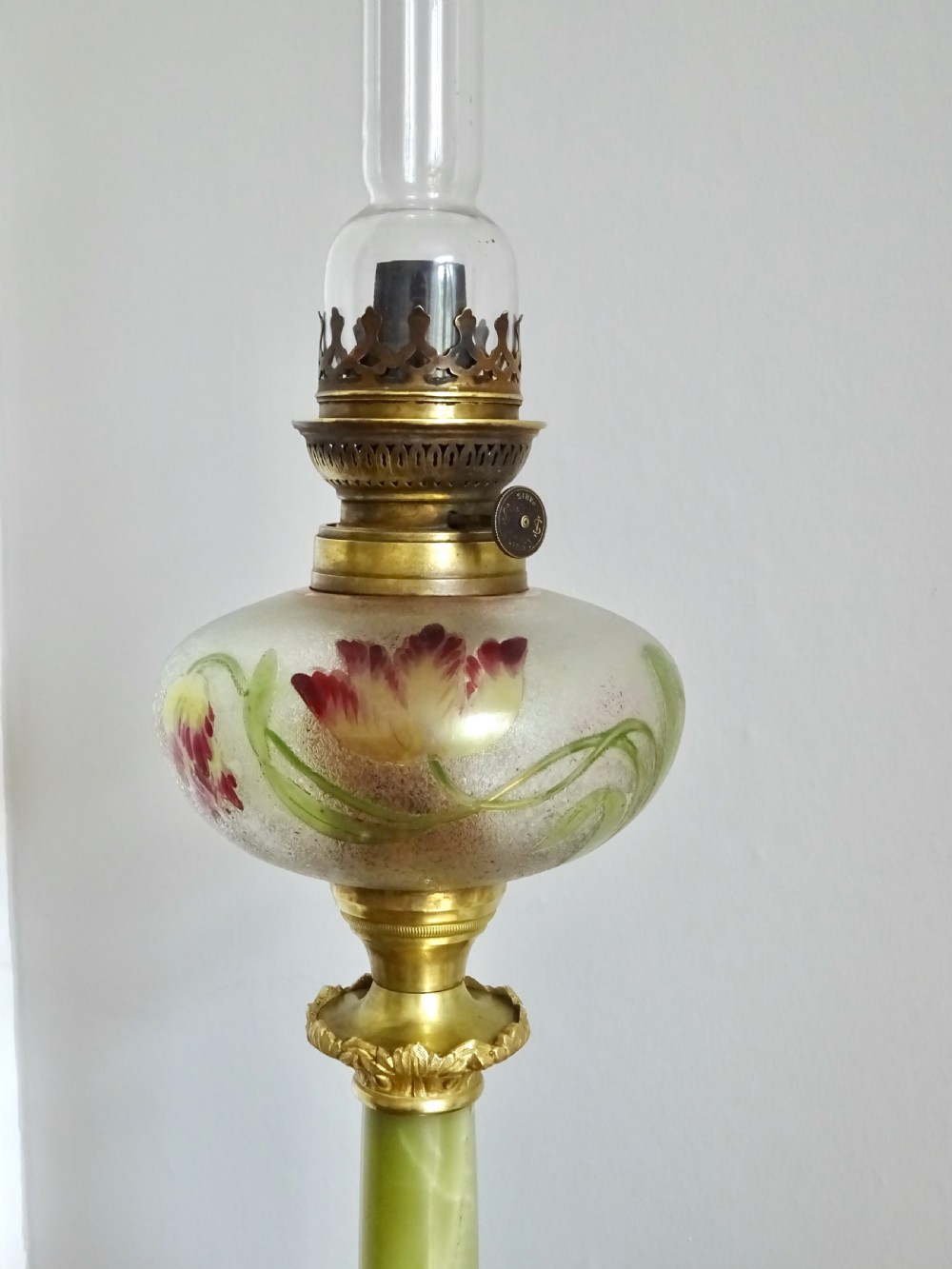 C1890- FRENCH OIL LAMP View III
