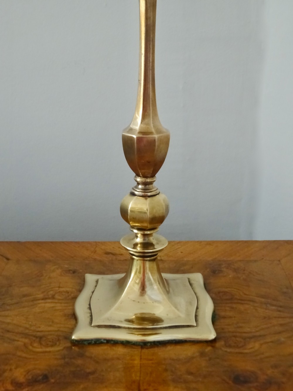 TALL BRONZE TABLE LAMP View III