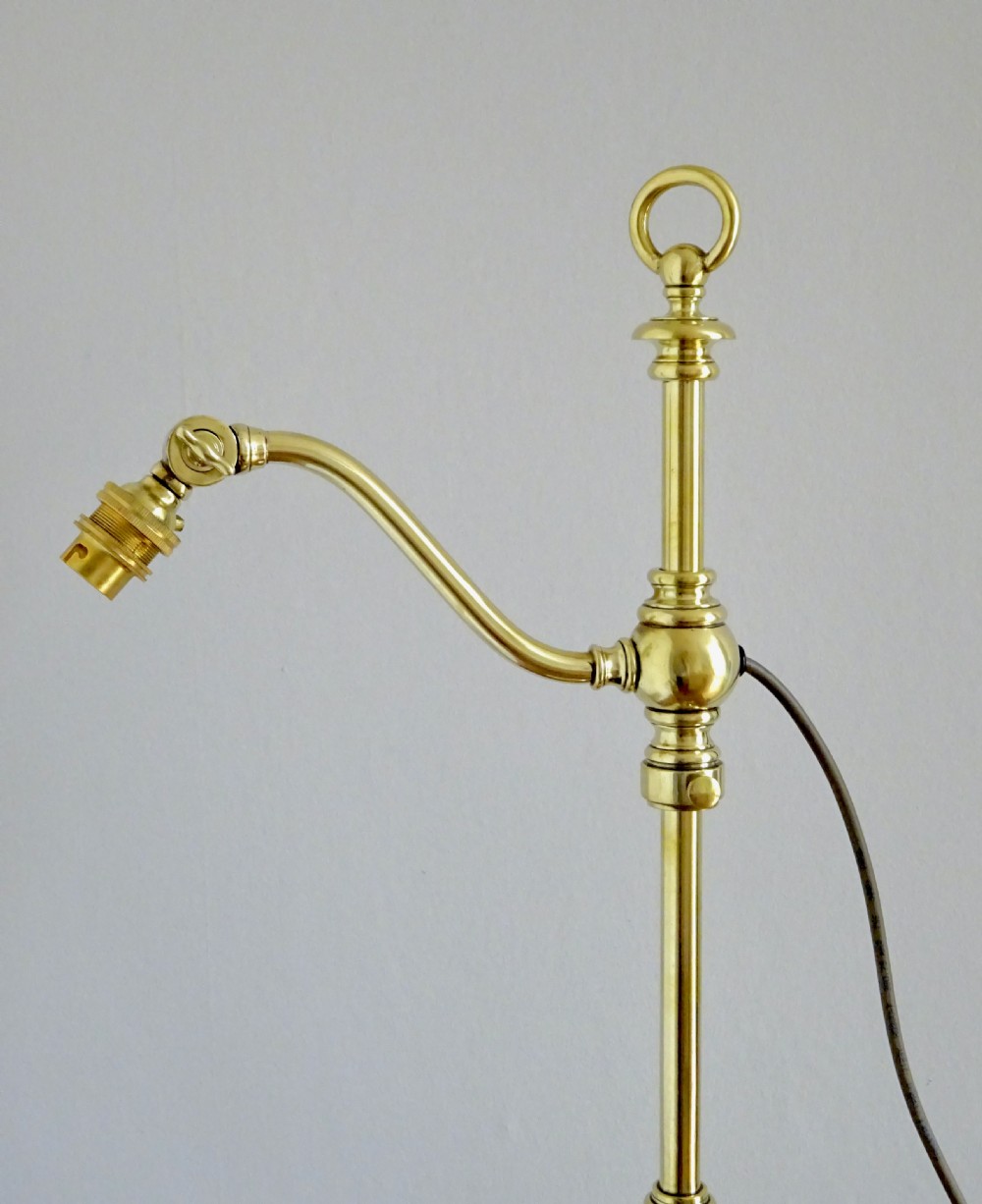 TALL ADJUSTABLE DESK LAMP View II