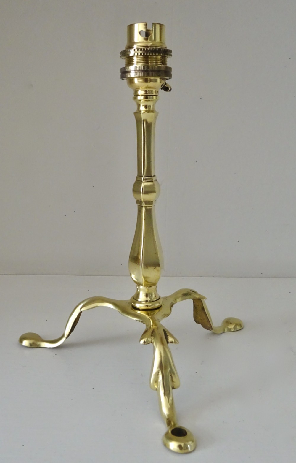 BRASS PULLMAN LAMP