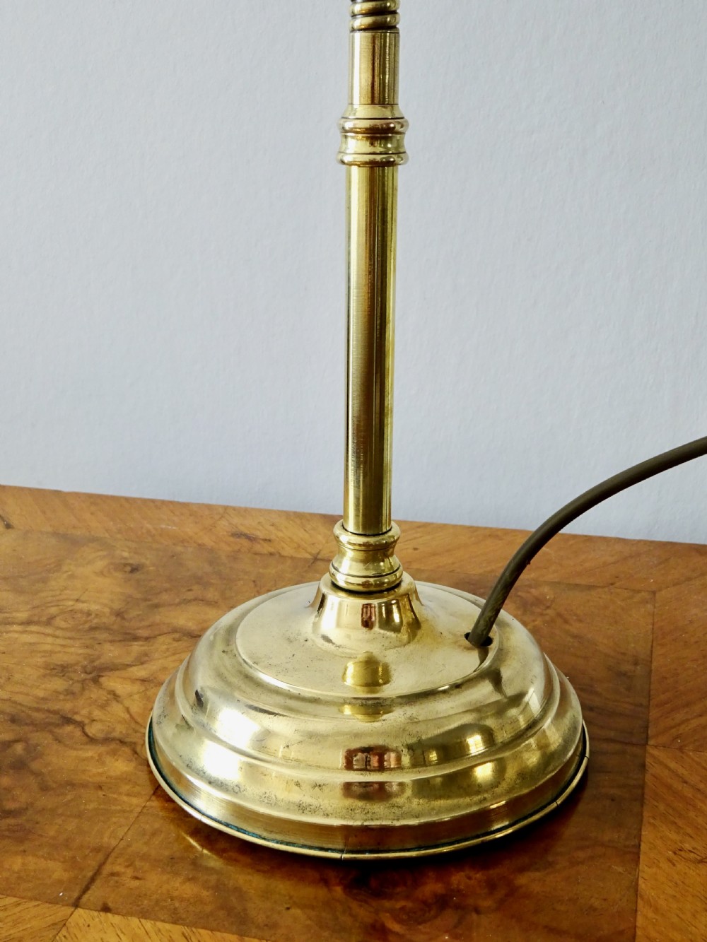 BRASS DESK LAMP WITH SHELL SHADE View VII