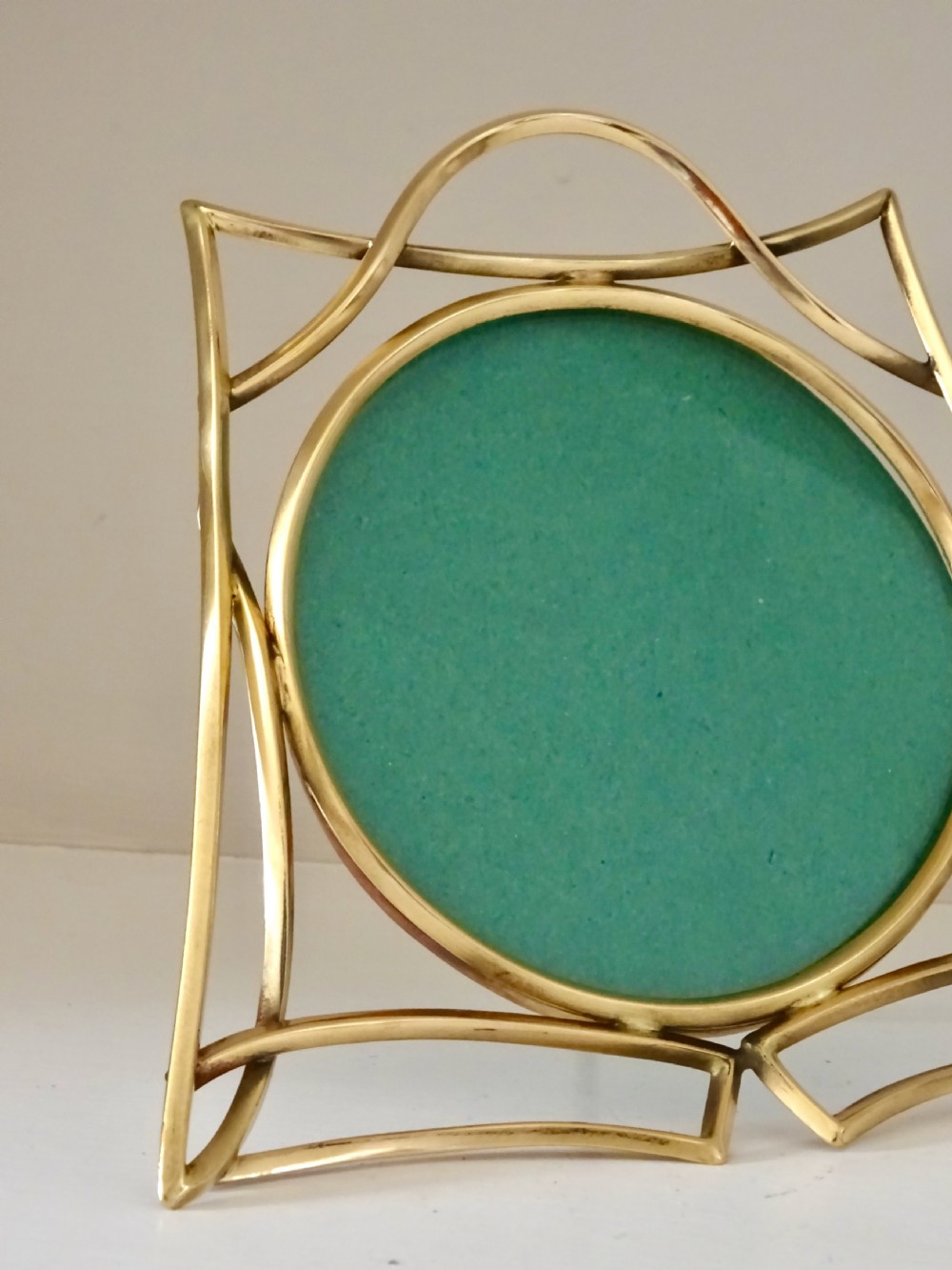 ART NOUVEAU BRASS PHOTO FRAME View IV