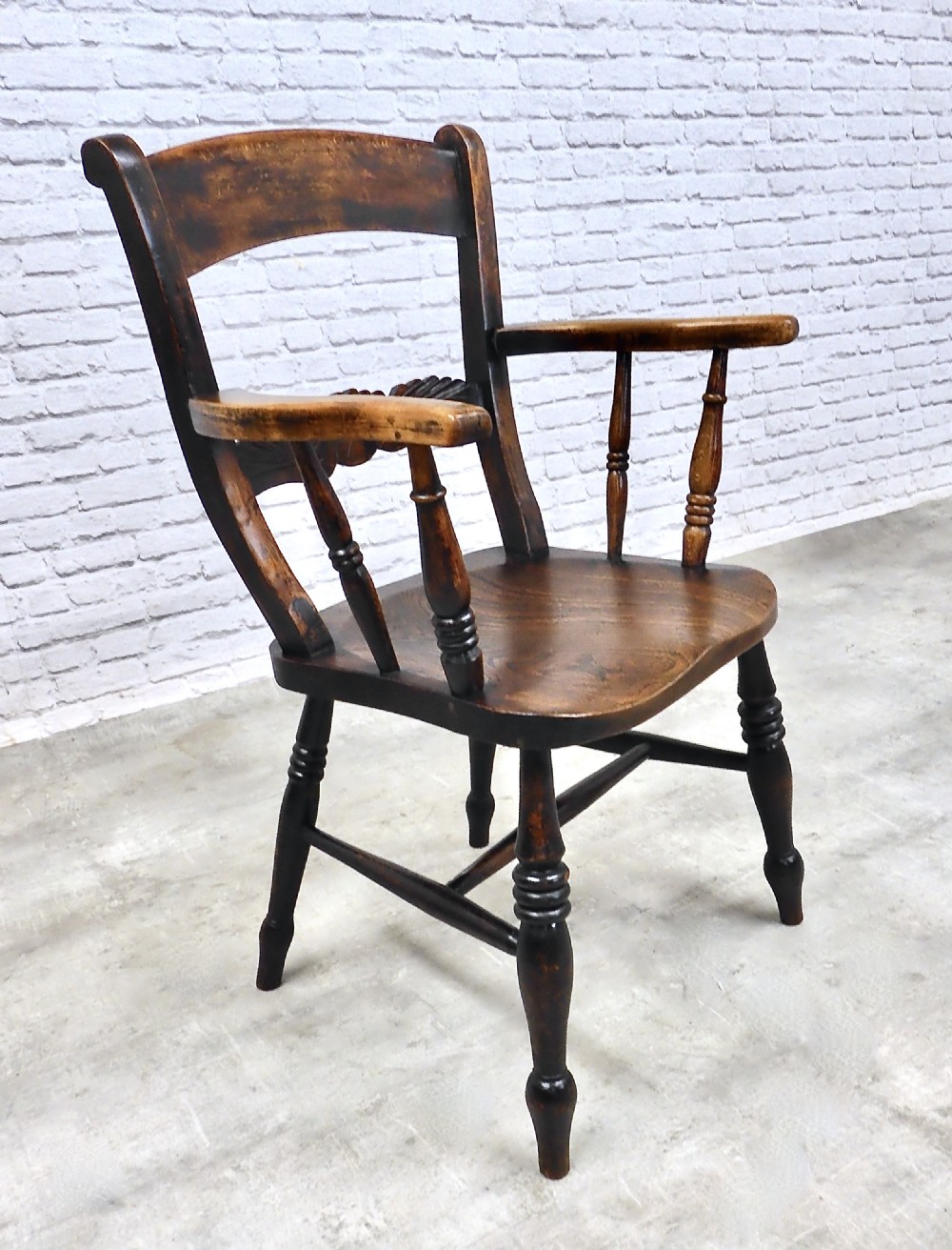 High Wycombe Windsor Armchair View III
