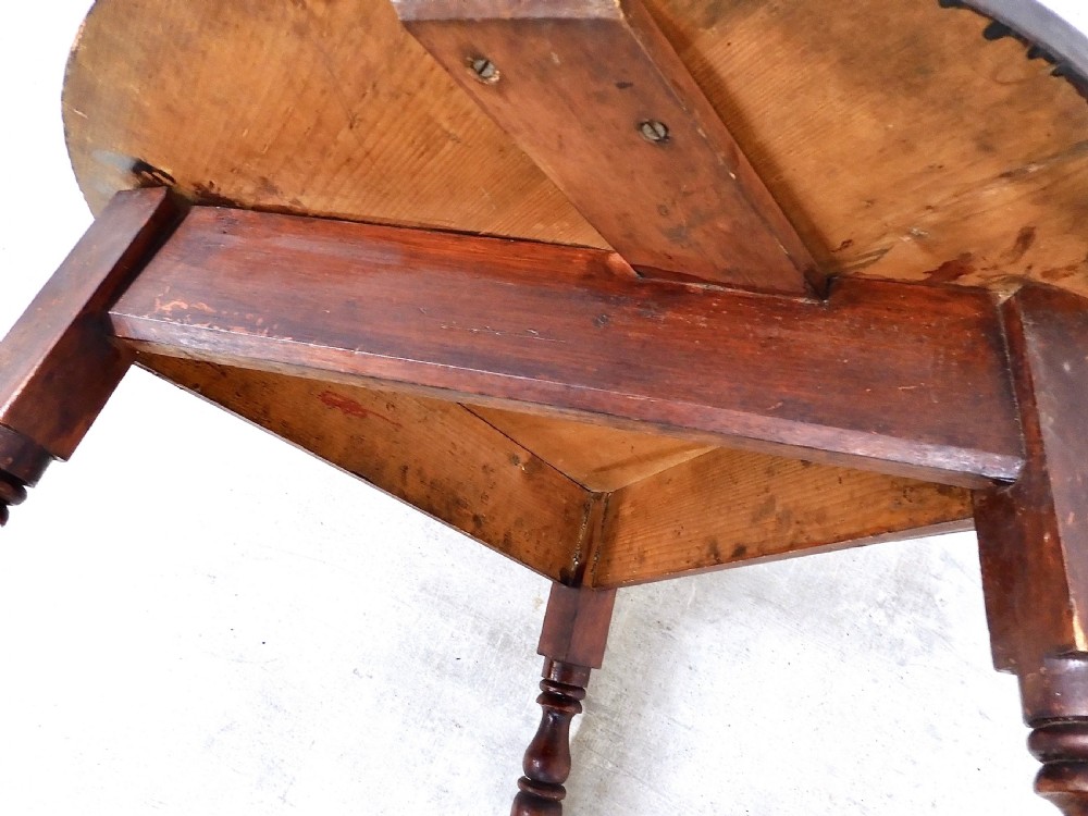 Pine Cricket Table View VII