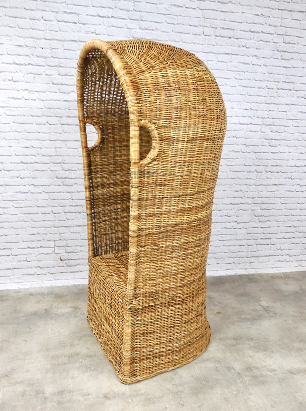 Wicker Porter's Chair View IV