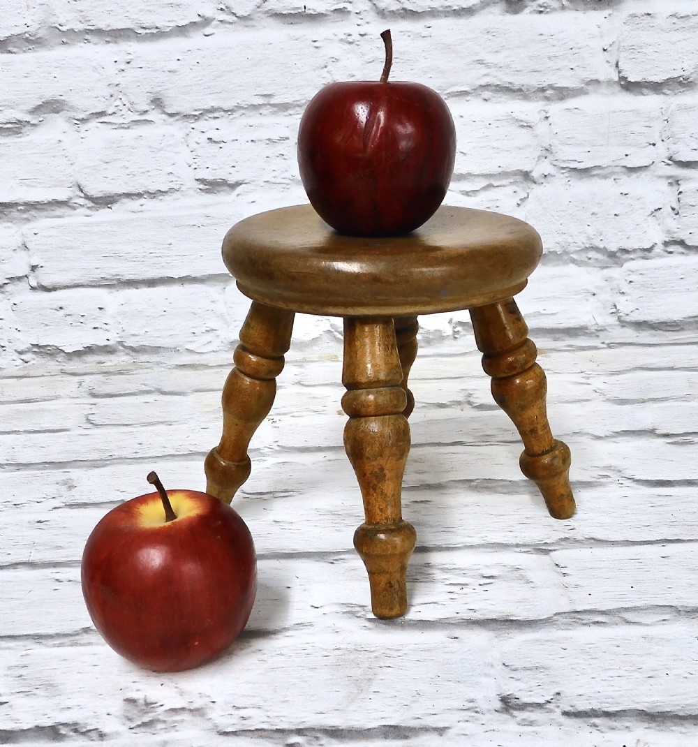 Small Hearth Stool View V