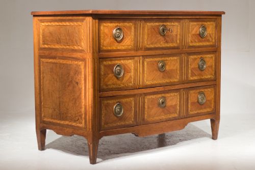 18th century italian walnut kingwood chest of drawers - CATEGORY: ANTIQUE CHEST OF DRAWERS - DATED 18TH CENTURY