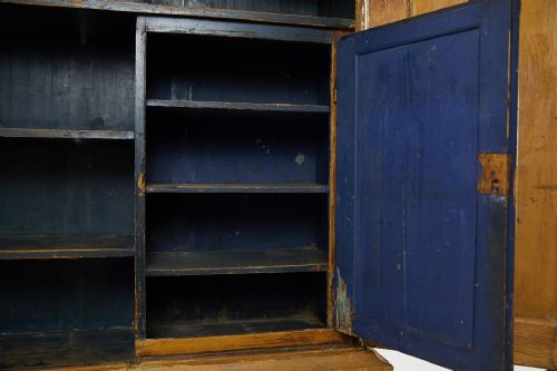 18TH CENTURY PAINTED CABINET - ADDITIONAL PHOTO 6