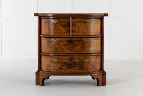 18TH CENTURY DUTCH WALNUT CHEST OF DRAWERS - ADDITIONAL PHOTO 4