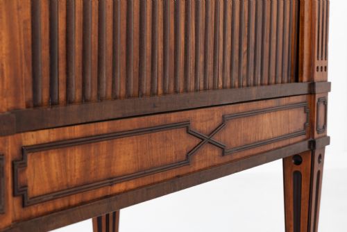 18TH CENTURY DUTCH TAMBOUR CABINET - ADDITIONAL PHOTO 5