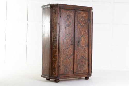 18TH CENTURY AUSTRIAN PAINTED CABINET - ADDITIONAL PHOTO 5