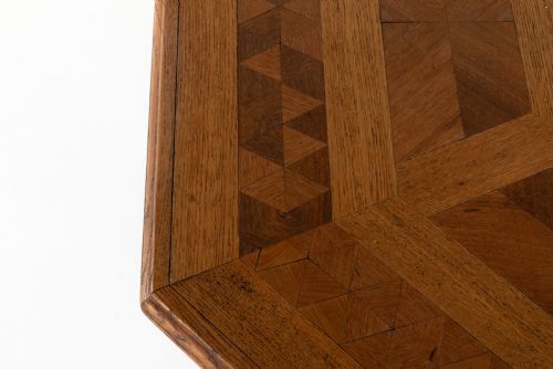 19TH CENTURY OAK OCTAGONAL TABLE BY HOWARD SONS - ADDITIONAL PHOTO 4