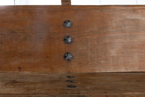 PAIR OF EARLY 18TH CENTURY SPANISH BENCHES - ADDITIONAL PHOTO 4