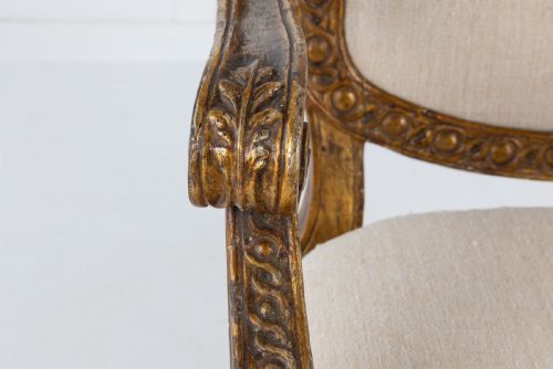 18TH CENTURY ITALIAN GILT ARMCHAIR - ADDITIONAL PHOTO 5