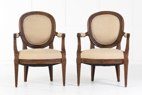 PAIR OF FRENCH 18TH CENTURY ARMCHAIRS - ADDITIONAL PHOTO 4