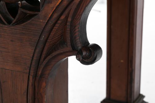 19TH CENTURY VICTORIAN GOTHIC PINE CONSOLE TABLE - ADDITIONAL PHOTO 6