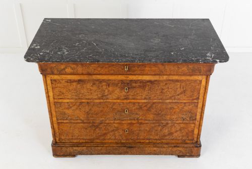 19TH CENTURY FRENCH WALNUT COMMODE WITH MARBLE TOP - ADDITIONAL PHOTO 6
