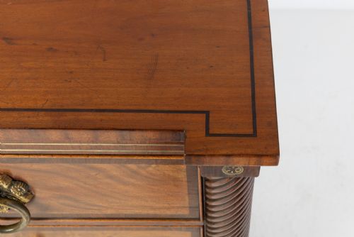 19TH CENTURY CENTURY REGENCY MAHOGANY AND ROSEWOOD CHEST OF DRAWERS - ADDITIONAL PHOTO 6
