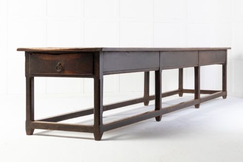 LARGE 18TH CENTURY FRENCH TABLE - ADDITIONAL PHOTO 8