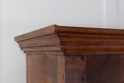 19TH CENTURY FRENCH WALNUT BOOKCASE - ADDITIONAL PHOTO 3