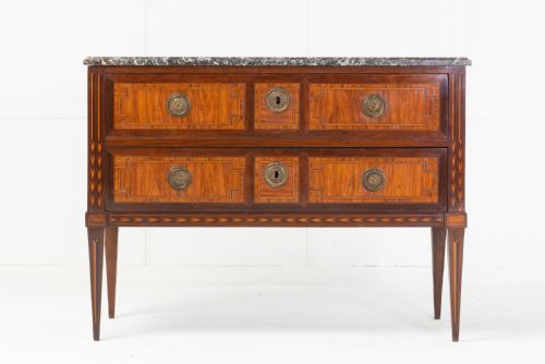 18TH CENTURY FRENCH KINGWOOD AND TULIP COMMODE - ADDITIONAL PHOTO 1