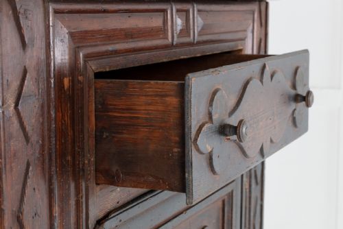 19TH CENTURY ITALIAN PAINTED PINE CABINET - ADDITIONAL PHOTO 2