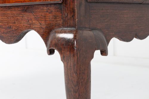 MID 18TH CENTURY OAK DRESSER BASE - ADDITIONAL PHOTO 5