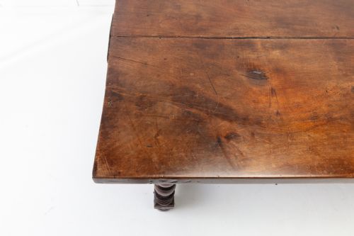 LARGE 17TH CENTURY SPANISH WALNUT TABLE - ADDITIONAL PHOTO 9