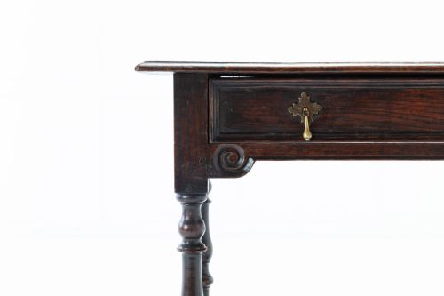 LATE 17TH CENTURY OAK SIDE TABLE - ADDITIONAL PHOTO 5