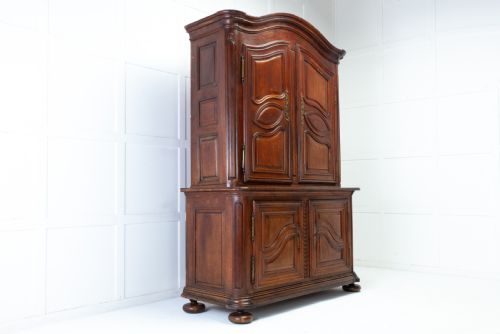 18TH CENTURY WALNUT BUFFET DEUX CORPS - ADDITIONAL PHOTO 1
