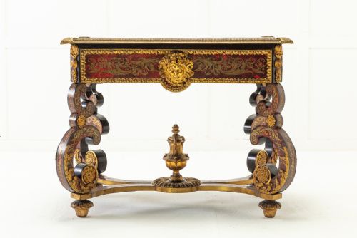 19th century french boulle bureau plat - CATEGORY: ANTIQUE TABLES - DATED 19TH CENTURY