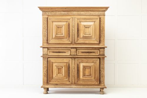 17th century flemish bleached oak cabinet - CATEGORY: ANTIQUE CUPBOARDS - DATED 17TH CENTURY