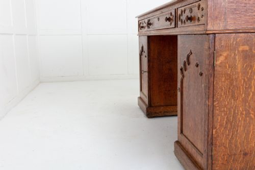 19TH CENTURY ENGLISH REGENCY GOTHIC OAK PARTNERS DESK - ADDITIONAL PHOTO 5
