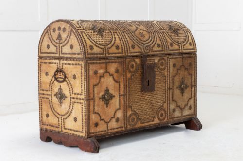 DECORATIVE SPANISH TRUNK - ADDITIONAL PHOTO 1