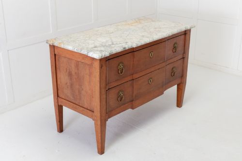 18th century french walnut chest of drawers with marble top - CATEGORY: ANTIQUE CHEST OF DRAWERS - DATED 18TH CENTURY